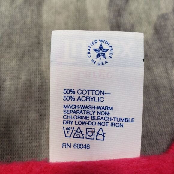 Vintage Tultex Sweatshirt Womens Large Pink Not Fat‎ Fluffly Bunny Print USA - Picture 8 of 13